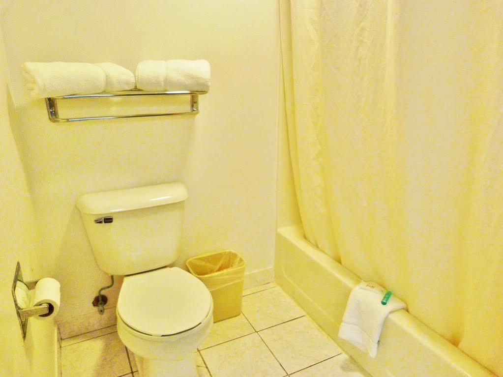 Budget Inn & Suites Nevada Bagian luar foto